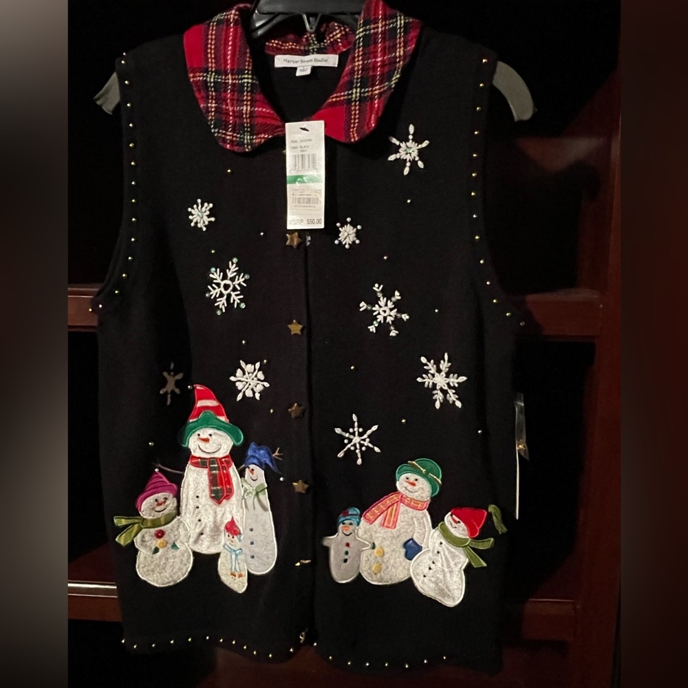 NWT Christmas vest
